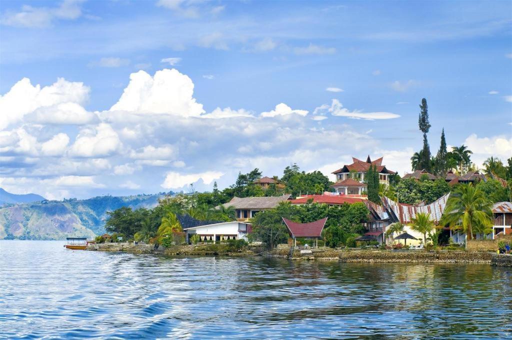 Hotel Sumber Pulo Mas Ambarita Eksteriør billede